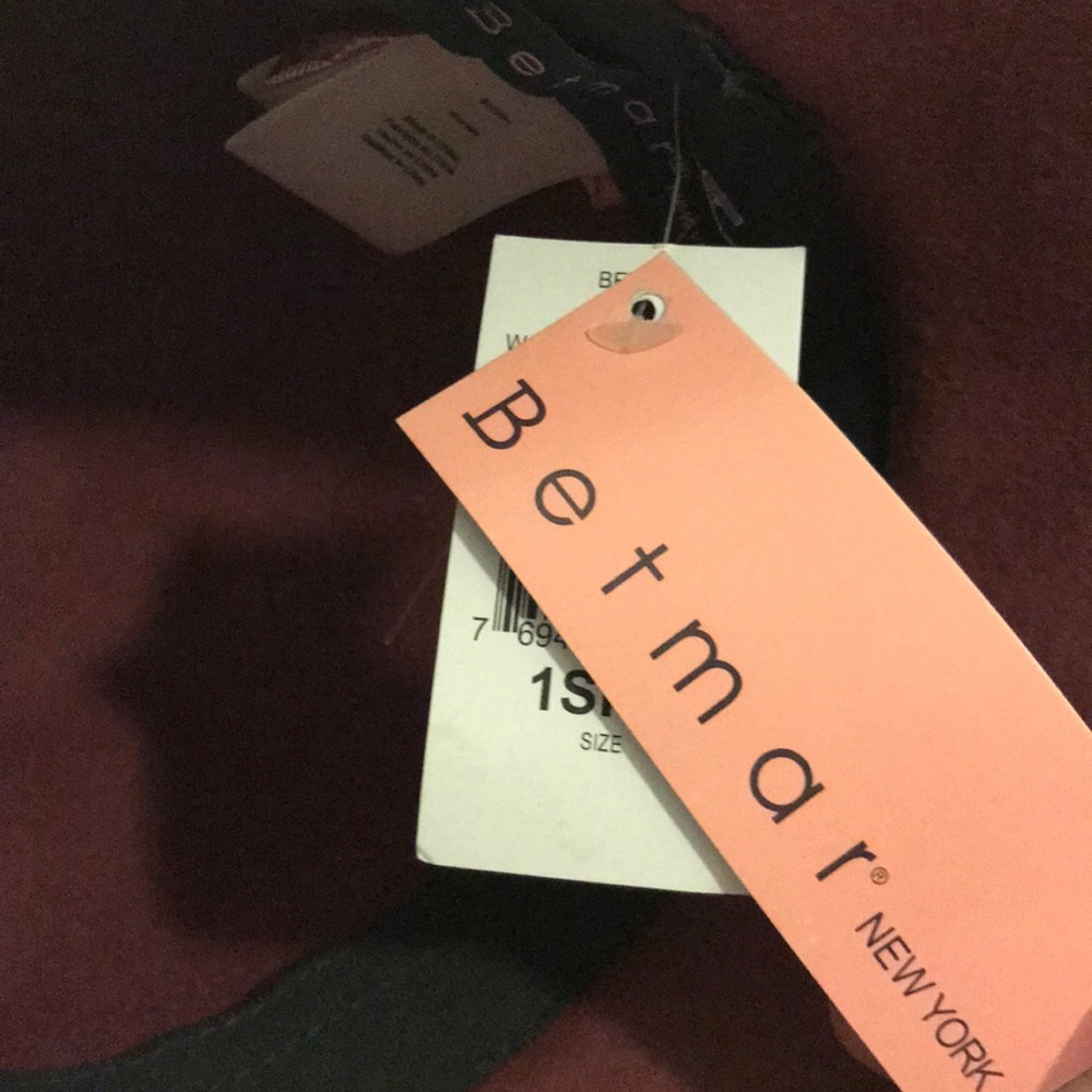 Berma New York Hat - Picture 3 of 4